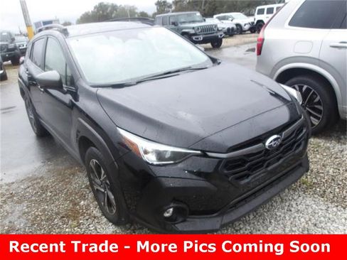 Used 2024 Subaru Crosstrek 2.0i Premium image 3