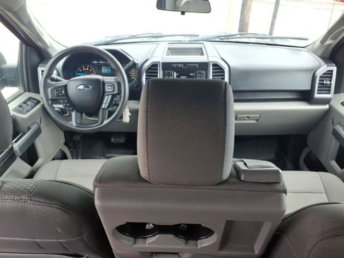 Used 2016 Ford F150 XLT w/ FX4 Off-Road Package image 4