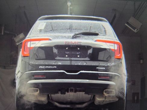 Used 2022 GMC Acadia Denali w/ GMC Pro Grade Package image 19