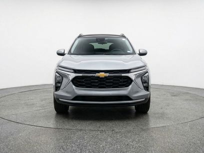 Used 2025 Chevrolet Trax LT