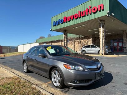Used 2013 Acura ILX w/ Technology Package