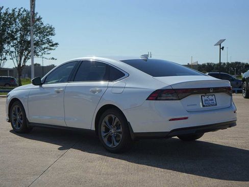 Used 2024 Honda Accord EX image 4
