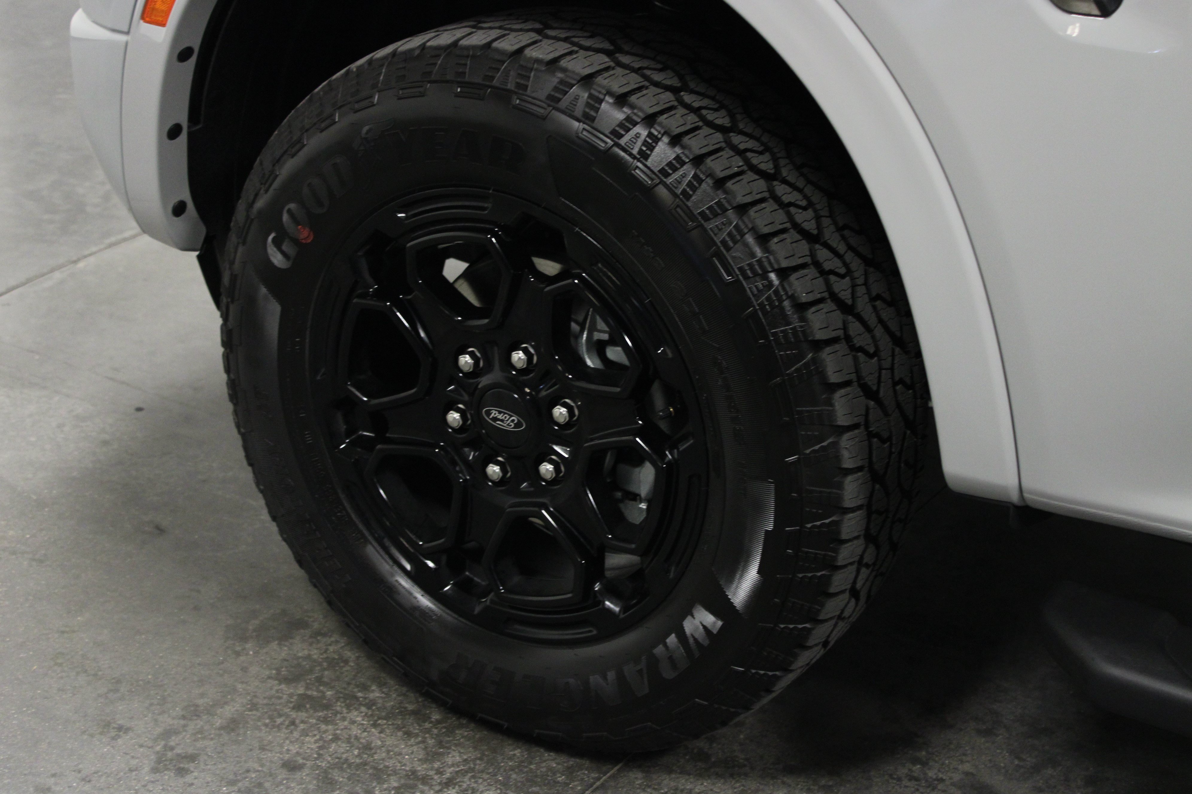 New 2026 Ford Ranger Lariat w/ Black Appearance Package AWD/4WD image 10