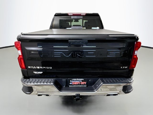 Used 2024 Chevrolet Silverado 1500 LTZ AWD/4WD image 6
