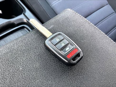 Used 2020 Honda CR-V LX image 32