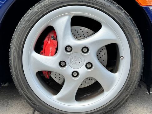 Used 2002 Porsche Boxster S RWD image 11
