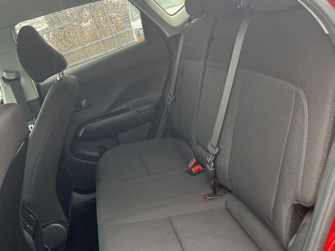 Used 2025 Hyundai Kona SEL image 11