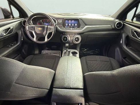 Used 2019 Chevrolet Blazer LT FWD image 31
