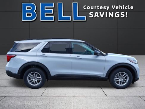 New 2026 Ford Explorer Active image 2