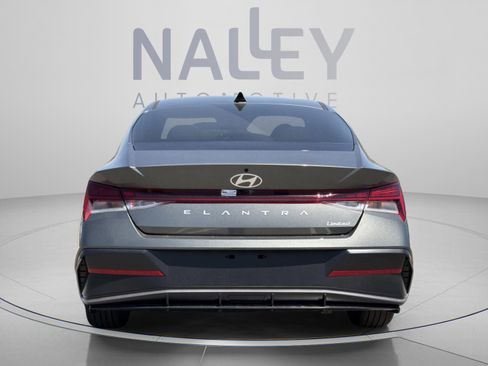 New 2026 Hyundai Elantra Limited FWD image 4