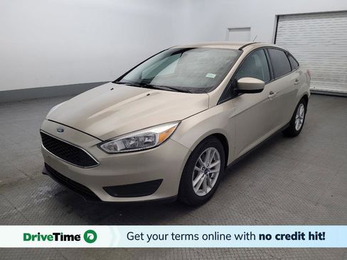 Used 2018 Ford Focus SE image 1