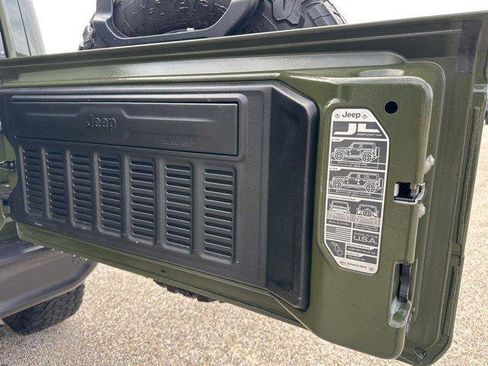 Certified 2021 Jeep Wrangler Unlimited Rubicon image 41