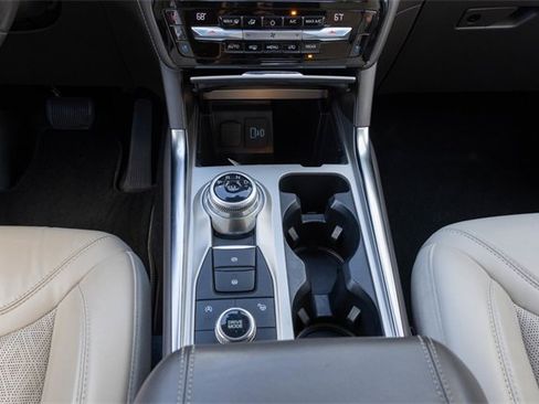 Used 2021 Ford Explorer Platinum w/ Equipment Group 601A image 27