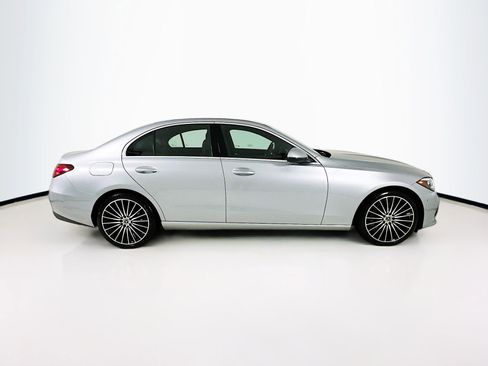 Used 2025 Mercedes-Benz C 300 Sedan image 9
