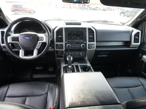 Used 2018 Ford F150 Lariat w/ Equipment Group 502A Luxury image 28