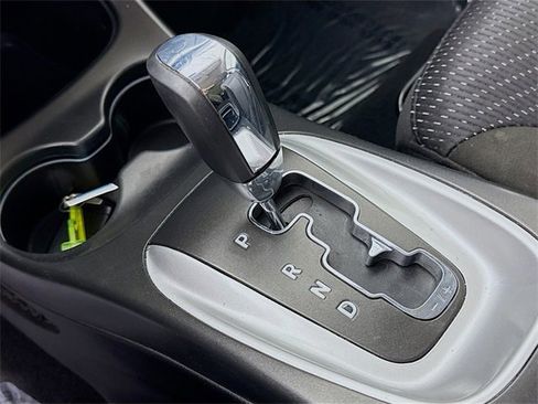 Used 2019 Dodge Journey SE w/ Connectivity Group image 16