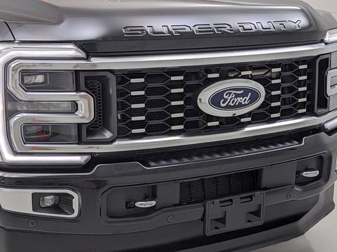 Certified 2024 Ford F450 Platinum w/ FX4 Off-Road Package AWD/4WD image 45