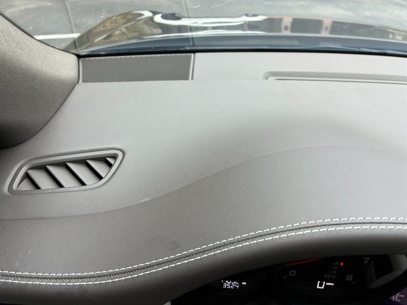 Used 2017 Porsche Macan GTS AWD/4WD image 31