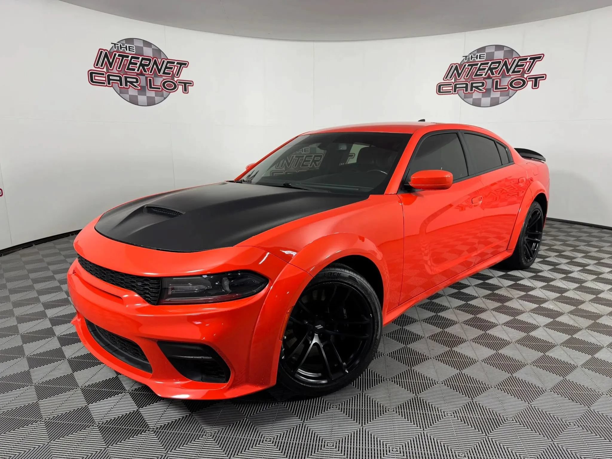 Used 2020 Dodge Charger Scat Pack RWD image 1