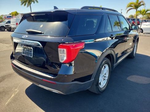 Used 2023 Ford Explorer XLT w/ Equipment Group 202A image 5