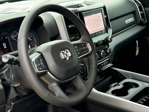 New 2026 RAM 1500 4x4 Crew Cab image 18