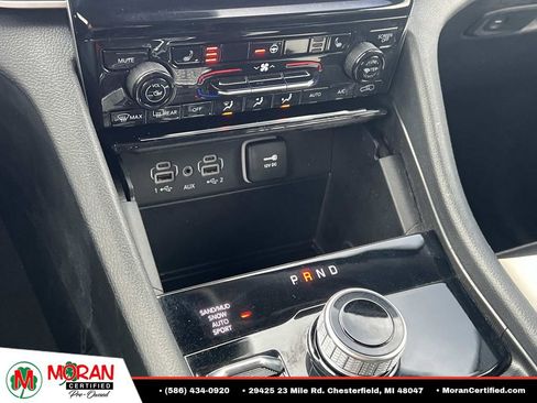 Used 2024 Jeep Grand Cherokee Limited w/ Black Appearance Package AWD/4WD image 21