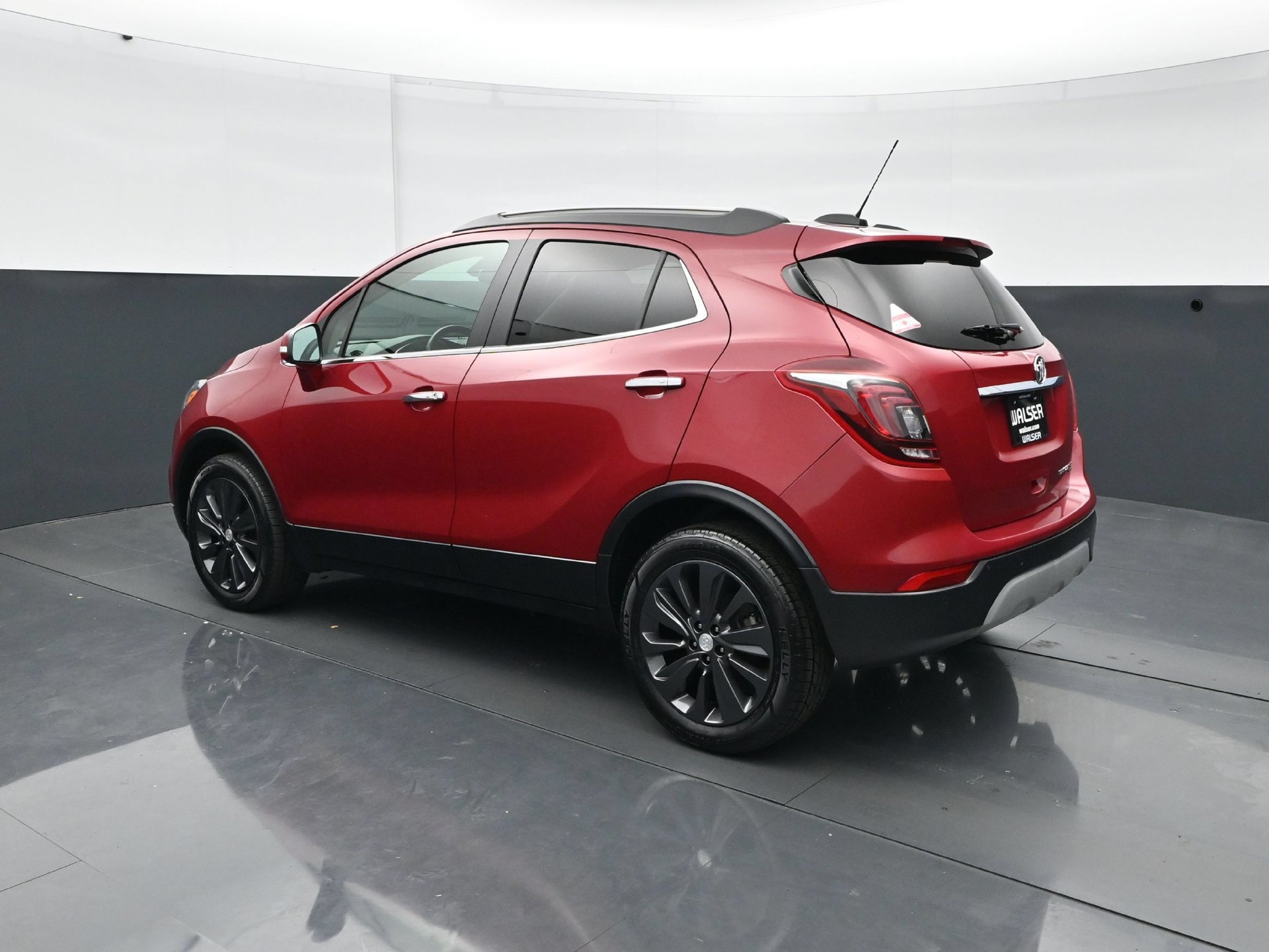 Used 2019 Buick Encore Essence w/ Safety Package II AWD/4WD image 4