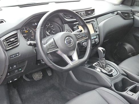 Used 2022 Nissan Rogue Sport SL image 27