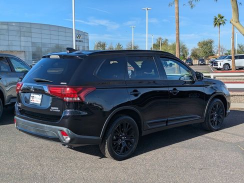 Used 2018 Mitsubishi Outlander LE image 6