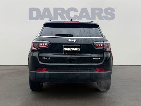 Used 2025 Jeep Compass Latitude w/ Sun & Sound Group image 6