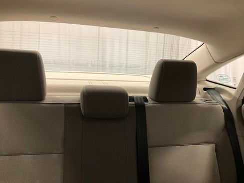 Used 2012 Ford Focus SE image 25