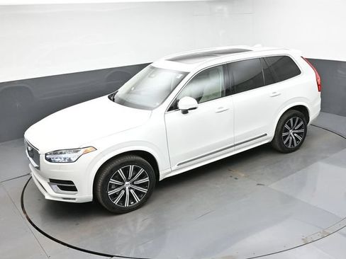 Used 2024 Volvo XC90 B5 Core w/ Protection Package Premier AWD/4WD image 45