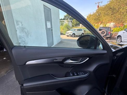Used 2024 Buick Envision Preferred AWD/4WD image 11