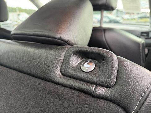 Used 2019 Honda Pilot Elite image 20