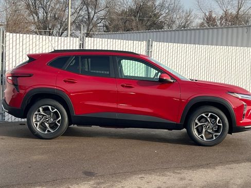 New 2026 Chevrolet Trax LT w/ Driver Confidence Package image 3