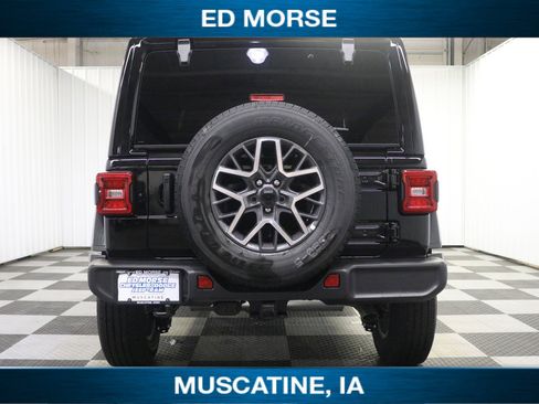 New 2024 Jeep Wrangler Sahara image 28