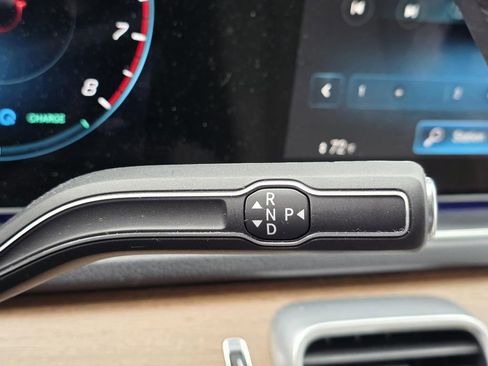 Used 2023 Mercedes-Benz GLE 450 4MATIC image 36