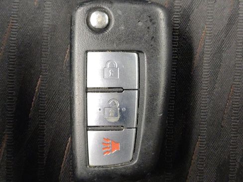 Used 2018 Nissan Rogue S FWD image 32