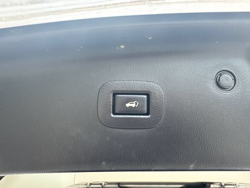 Used 2019 Nissan Armada SL w/ Premium Package RWD image 19
