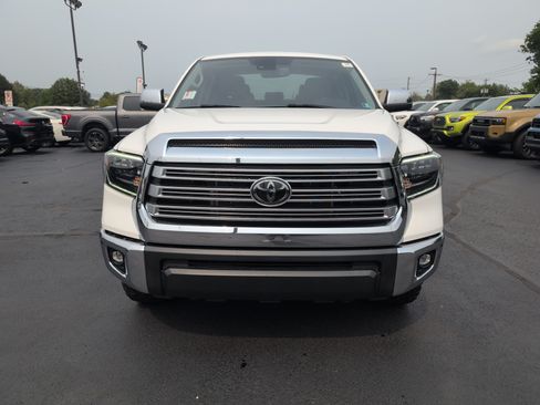 Used 2020 Toyota Tundra Limited w/ Limited Premium Package AWD/4WD image 9