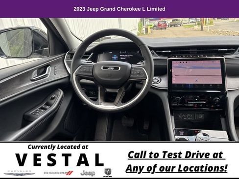 Used 2023 Jeep Grand Cherokee L Limited w/ Black Appearance Package AWD/4WD image 22