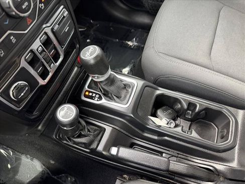 Used 2020 Jeep Wrangler Unlimited Sport S AWD/4WD image 16