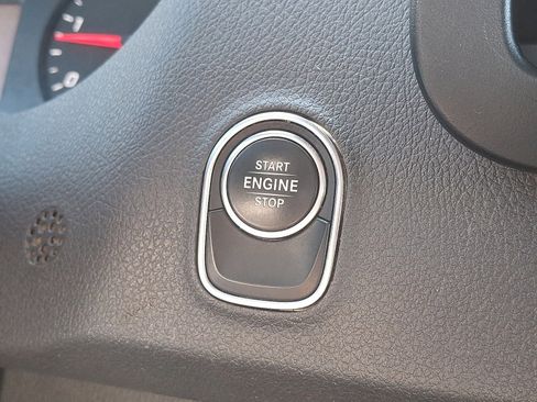 Used 2022 Mercedes-Benz Sprinter 144 Cargo image 23