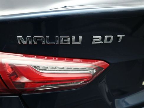 Used 2022 Chevrolet Malibu Premier image 7