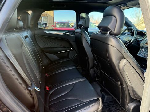 Used 2019 Lincoln MKC Reserve image 22