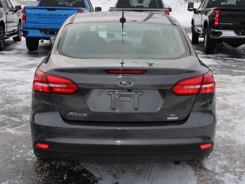 Used 2016 Ford Focus SE image 6