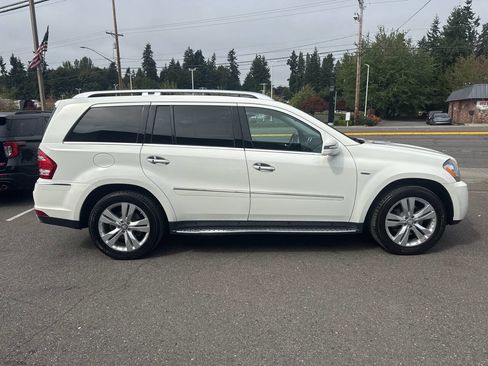 Used 2011 Mercedes-Benz GL 320 BlueTEC 4MATIC w/ Premium 2 Pkg image 10