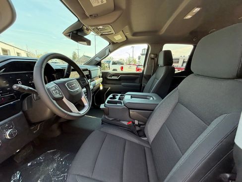 New 2026 GMC Sierra 1500 Elevation image 4