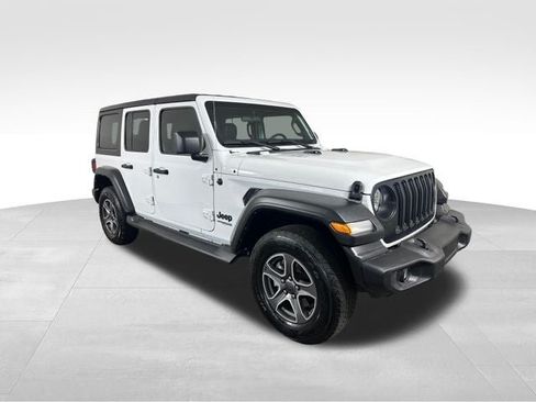 Used 2022 Jeep Wrangler Unlimited Sport AWD/4WD image 8