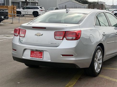 Used 2015 Chevrolet Malibu LT image 7